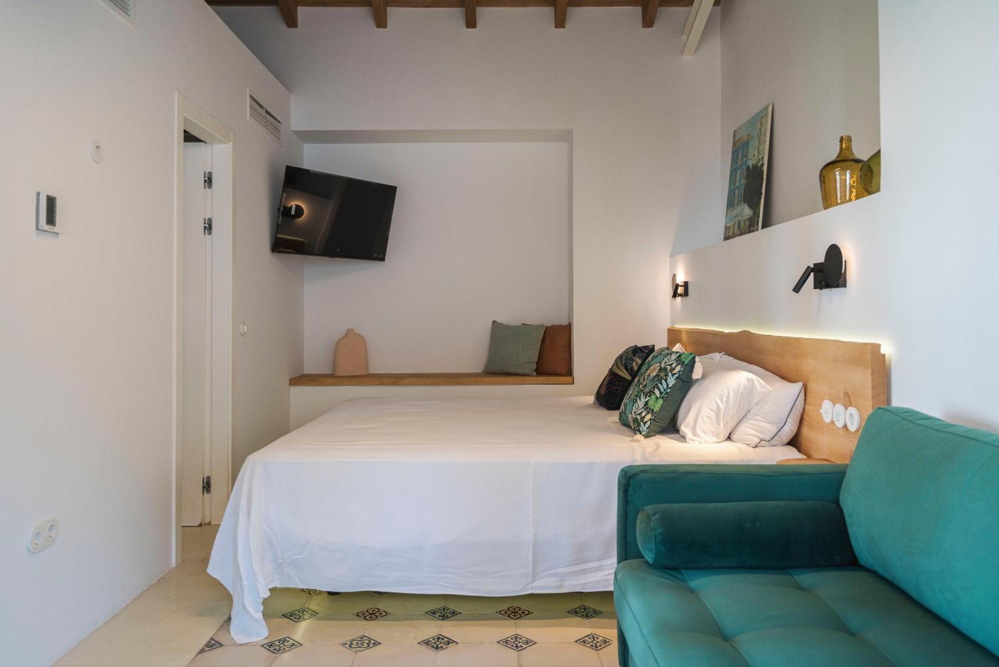 La Moderna Suites Малага Екстериор снимка