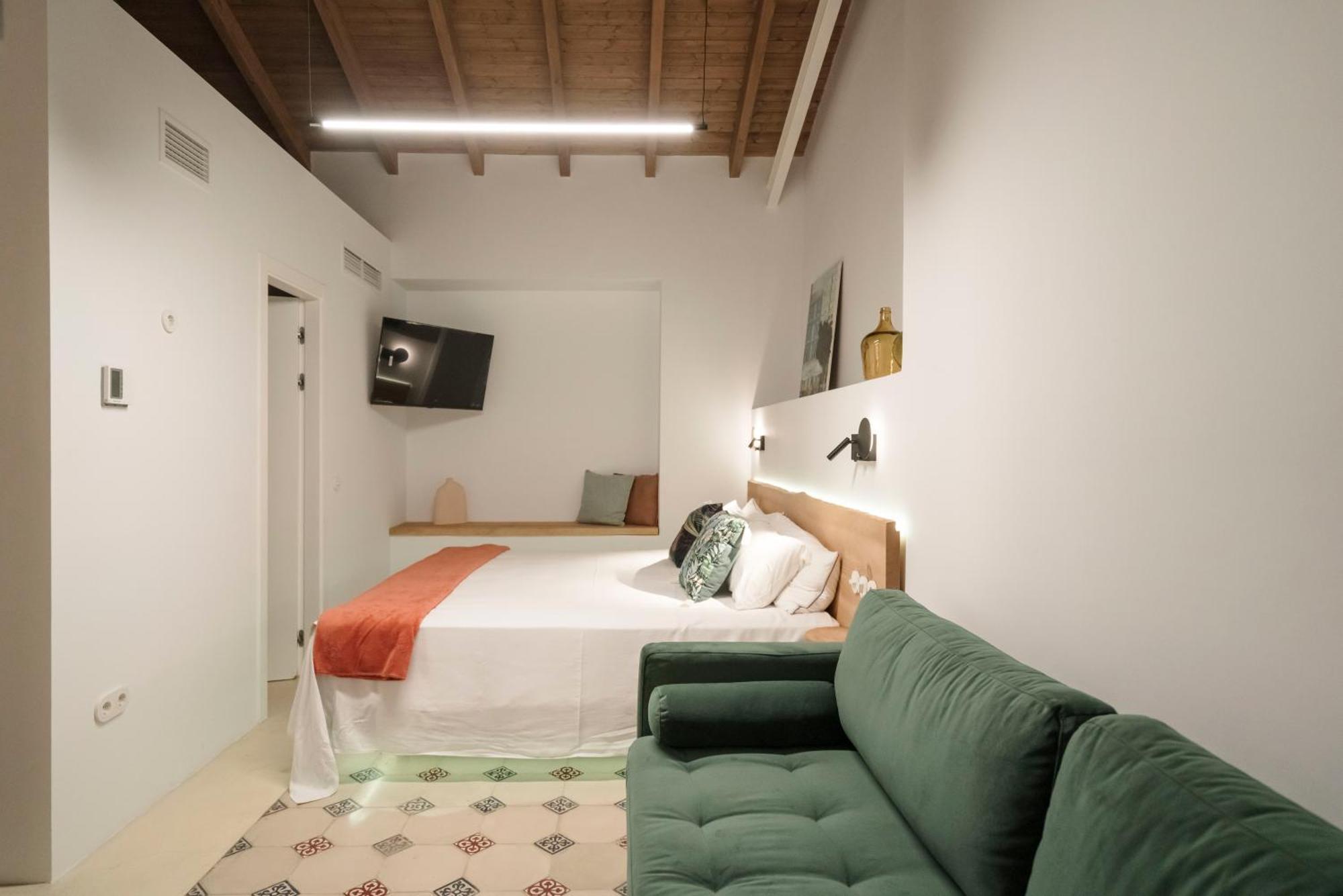 La Moderna Suites Малага Екстериор снимка